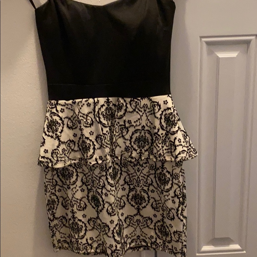 Damask print dress
